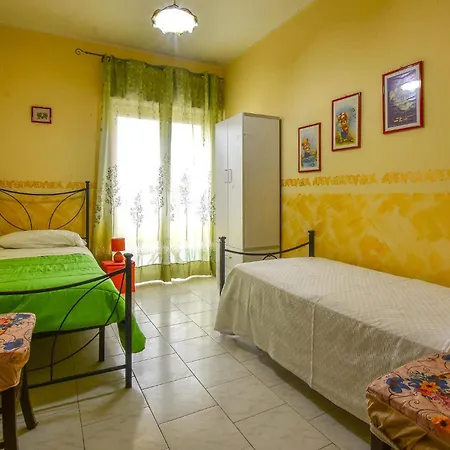 2 Bedroom Stunning In * Mascali